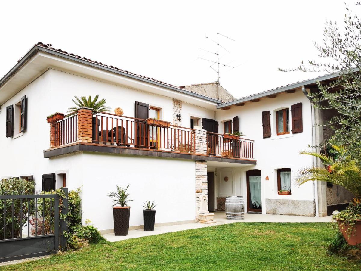 Vila Casa Rustica Con Giardino Caprino Veronese Exteriér fotografie
