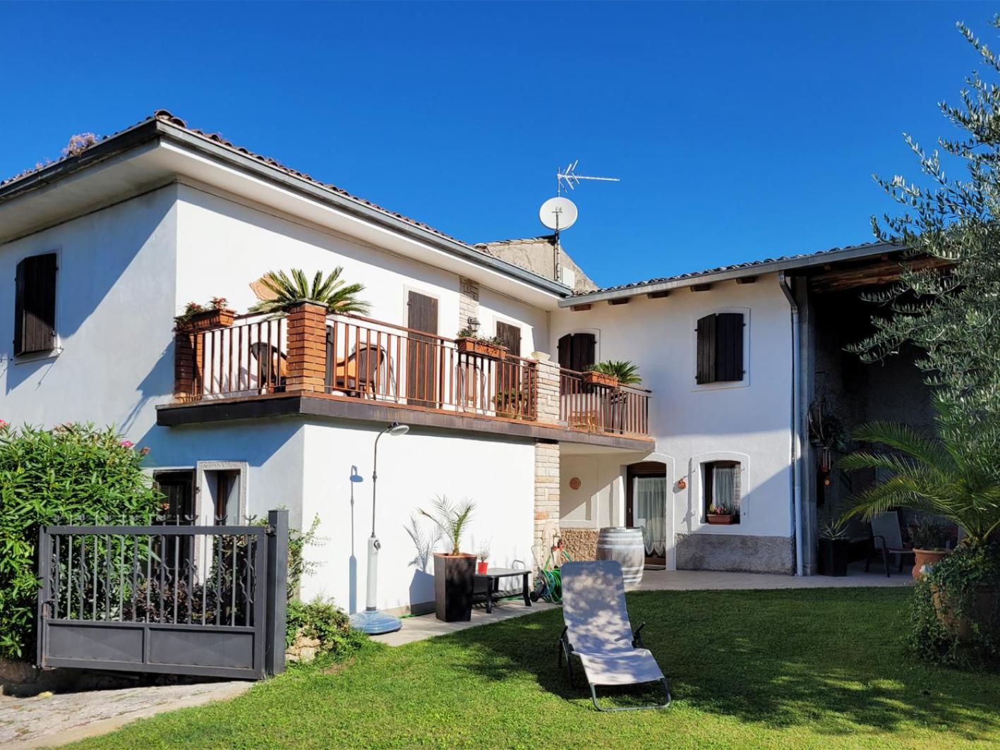 Vila Casa Rustica Con Giardino Caprino Veronese Exteriér fotografie